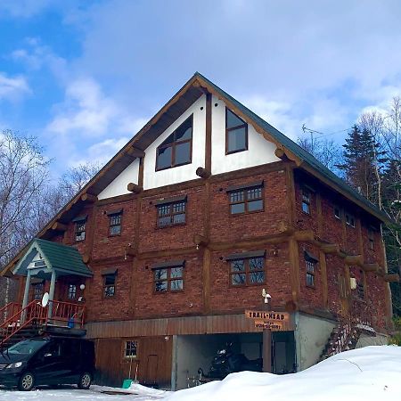 Niseko Trail-Head Lodge Экстерьер фото